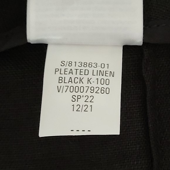 BANANA REPUBLIC Black Linen High-Waisted Pleated Dress 4" Shorts - Picture 10 of 10